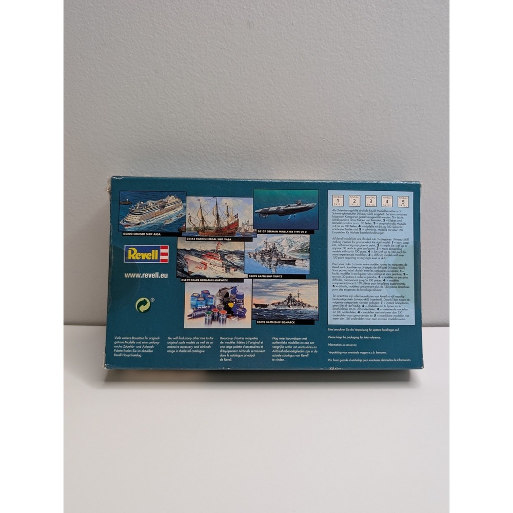RARE Revell 1/1200 JEANNE D'ARC Helicopter Cruiser New Sealed